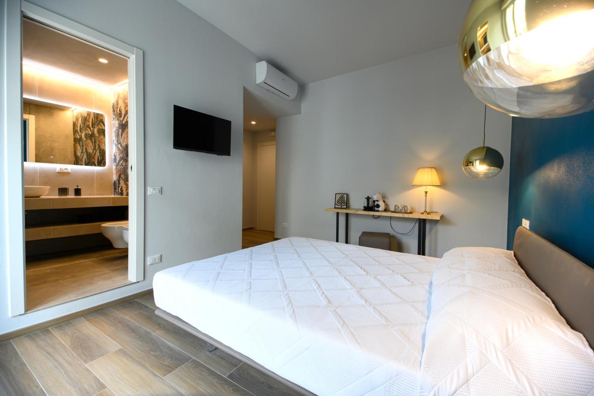 Bianca Elegance Rooms La Spezia Exterior photo